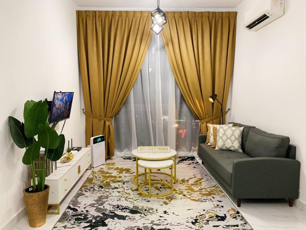 Sky Cozy Troika Residence, 1 Bedroom 4-6 Pax, 2 Bedrooms 6-8 Pax, Pool Vew, Sky & City View, Free Parking, Pool, Unlimited Wifi & Netflix 코타바하루 외부 사진