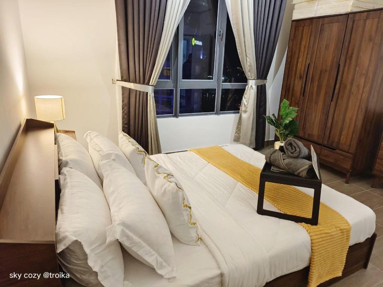 Sky Cozy Troika Residence, 1 Bedroom 4-6 Pax, 2 Bedrooms 6-8 Pax, Pool Vew, Sky & City View, Free Parking, Pool, Unlimited Wifi & Netflix 코타바하루 외부 사진