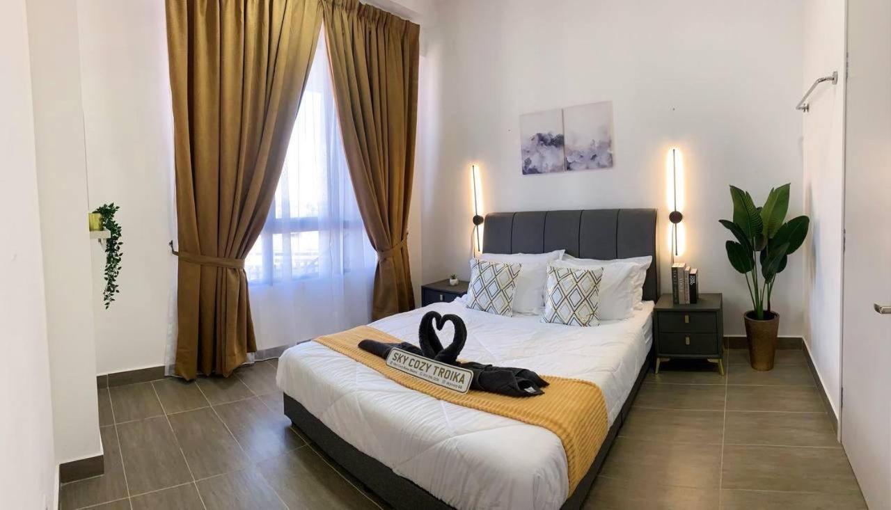 Sky Cozy Troika Residence, 1 Bedroom 4-6 Pax, 2 Bedrooms 6-8 Pax, Pool Vew, Sky & City View, Free Parking, Pool, Unlimited Wifi & Netflix 코타바하루 외부 사진